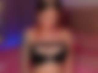 Live cam show with Miss Melanie - Green Eyes on CSO-WL