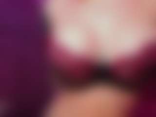 Miss Melanie's Live Sex Cam Show