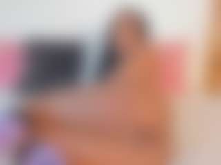 vanellopeSexyHot's Live Sex Cam Show