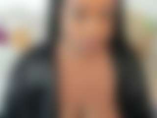 Live cam show with hallestrawberry - Oil on instabang