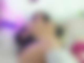 hallestrawberry's Live Sex Cam Show