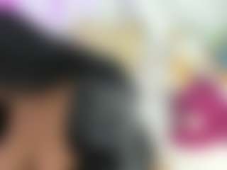 Live cam show with hallestrawberry - Ebony Big Tits on Camsoda