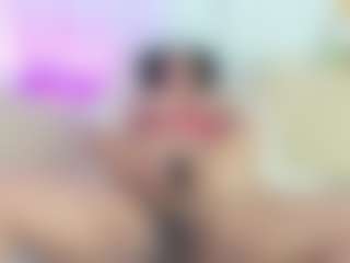 hallestrawberry's Live Sex Cam Show