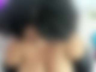 Live cam show with hallestrawberry - Fuck on Gym Cam Girls
