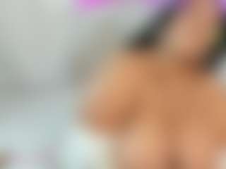 hallestrawberry's Live Sex Cam Show