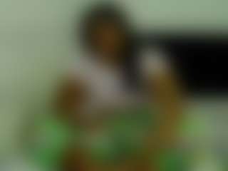samanthachic MILF webcam performer live streaming