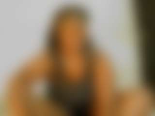 Live cam show with samanthachic - Black MILF on xplaylive.com