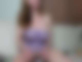 Live cam show with BustyNatascha - Nipples on hrnylive.com
