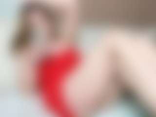 BustyNatascha MILF webcam performer live streaming