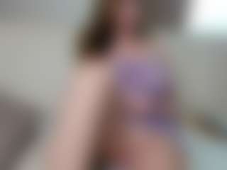Live cam show with BustyNatascha - Glasses on Camming Site
