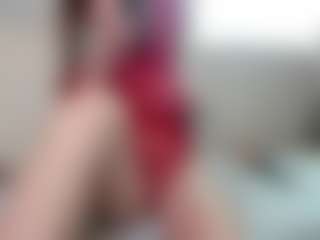 BustyNatascha MILF webcam performer live streaming