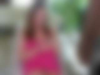 Live cam show with BustyNatascha - Oil on Dolls Live