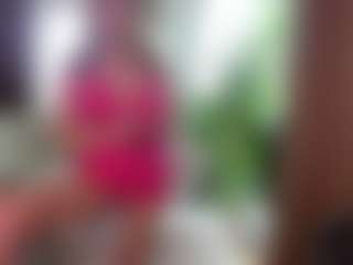 BustyNatascha MILF webcam performer live streaming