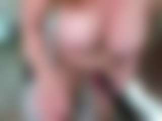 BustyNatascha's Live Sex Cam Show