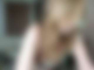 Live cam show with BustyNatascha - Glasses on Dare Cams