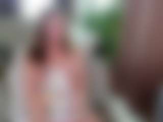 BustyNataschaのライブセックスチャットショー