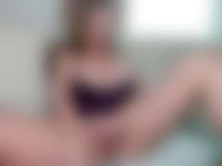 Live cam show with BustyNatascha - HD MILF on Camsoda