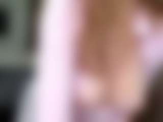 Live cam show with BustyNatascha - Squirt on Camsoda
