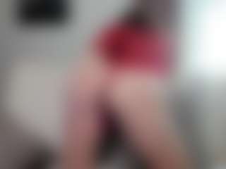 Live cam show with BustyNatascha - Blonde Hair MILF on Gym Cam Girls