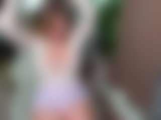 Live cam show with BustyNatascha - Brown Eyes Blonde Hair on Streamer API