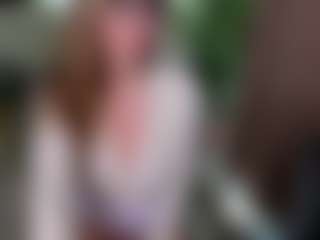 Live cam show with BustyNatascha - Shaved on SinfulBabes
