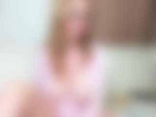 BustyNatascha MILF webcam performer live streaming