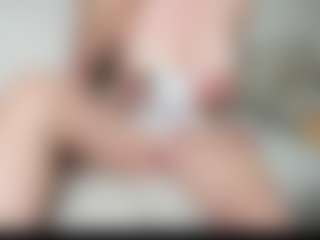 BustyNataschas Live-Sex-Cam-Show