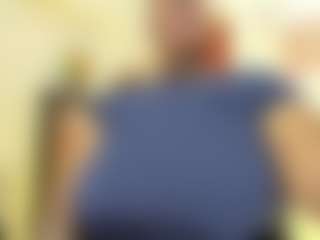 dakotasexshow MILF webcam performer live streaming