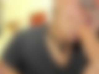 Live cam show with dakotasexshow - Gamer MILF on thefappeningchat.com