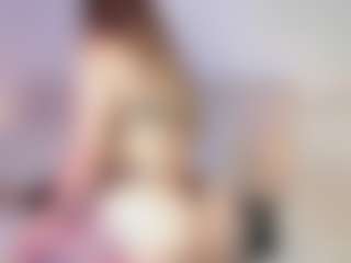 Live cam show with CLAR - Normal on Camsoda
