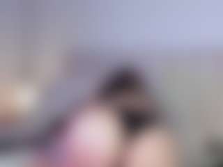 Live cam show with CLAR - Ass Bouncing on Camming Site
