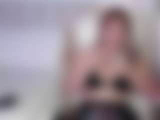 Live cam show with CLAR - Flashing on Strip Flash - Live Sex Shows