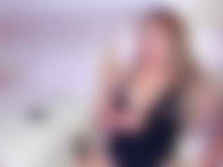 Live cam show with CLAR - Big Tits on Camiplay Live