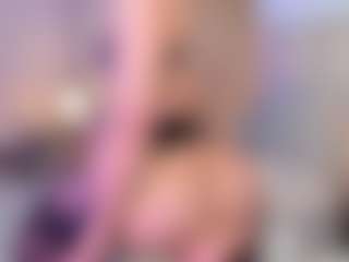 Live cam show with CLAR - Fingering on liverealitysex.com