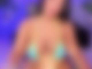 Live cam show with AlaiaSweet - Curvy on Camsoda