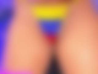 AlaiaSweet's Live Sex Cam Show