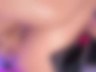 AlaiaSweet's Live Sex Cam Show