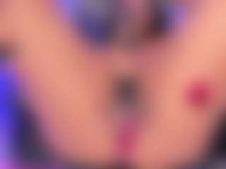 AlaiaSweet's Live Sex Cam Show