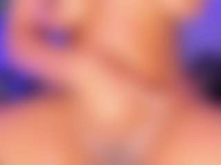 AlaiaSweet's Live Sex Cam Show