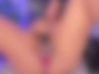 Live cam show with AlaiaSweet - Twerk on SxyPornLive