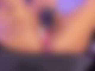 AlaiaSweet's Live Sex Cam Show