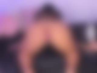 AlaiaSweet's Live Sex Cam Show