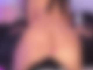 AlaiaSweet's Live Sex Cam Show