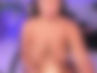 AlaiaSweet's Live Sex Cam Show