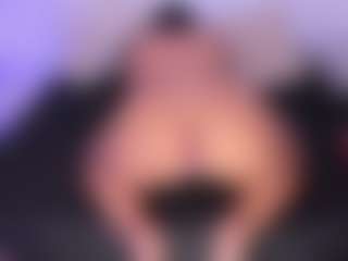 AlaiaSweet's Live Sex Cam Show