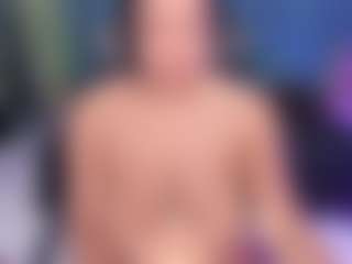 AlaiaSweet's Live Sex Cam Show