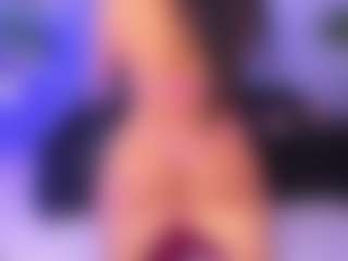 AlaiaSweet's Live Sex Cam Show