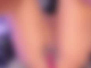 AlaiaSweet's Live Sex Cam Show
