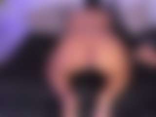 AlaiaSweet's Live Sex Cam Show