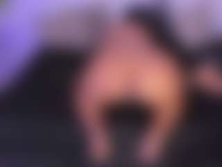 AlaiaSweet's Live Sex Cam Show